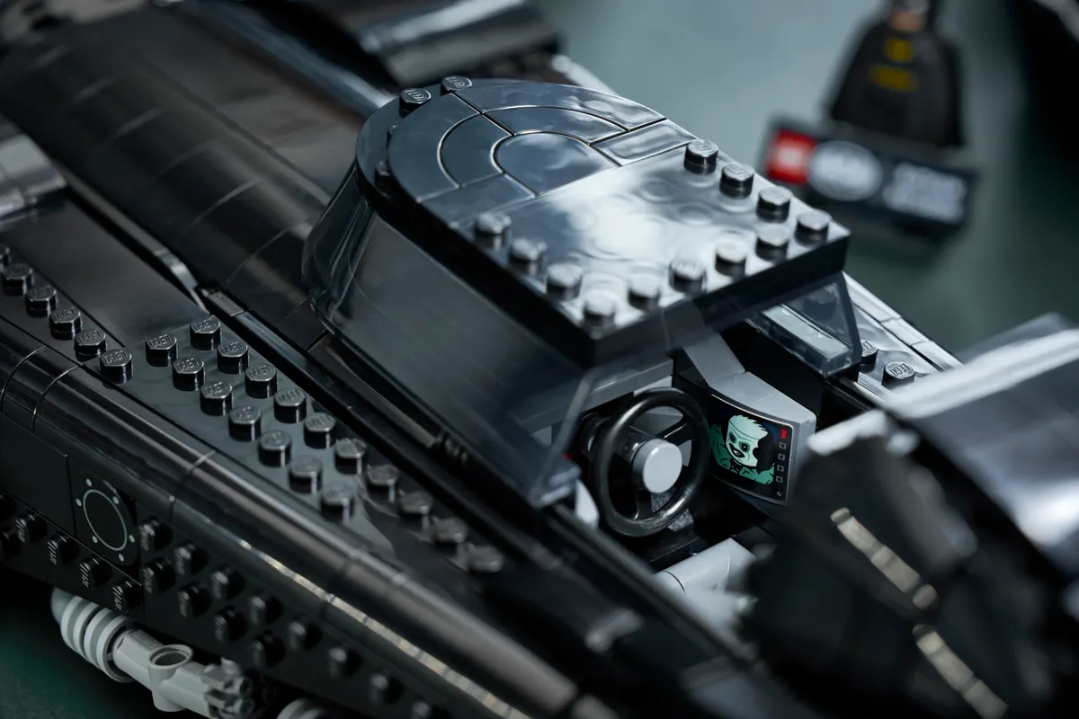 Batman Returns™ Batmobile™ - Image 12