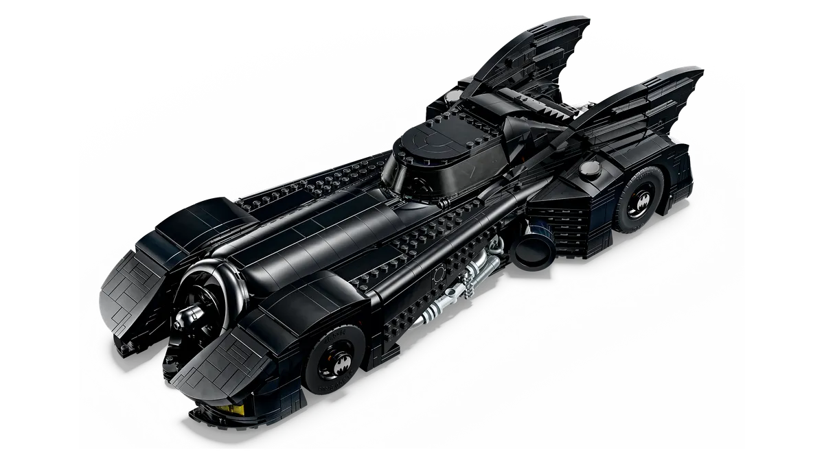Batman Returns™ Batmobile™ - Image 7
