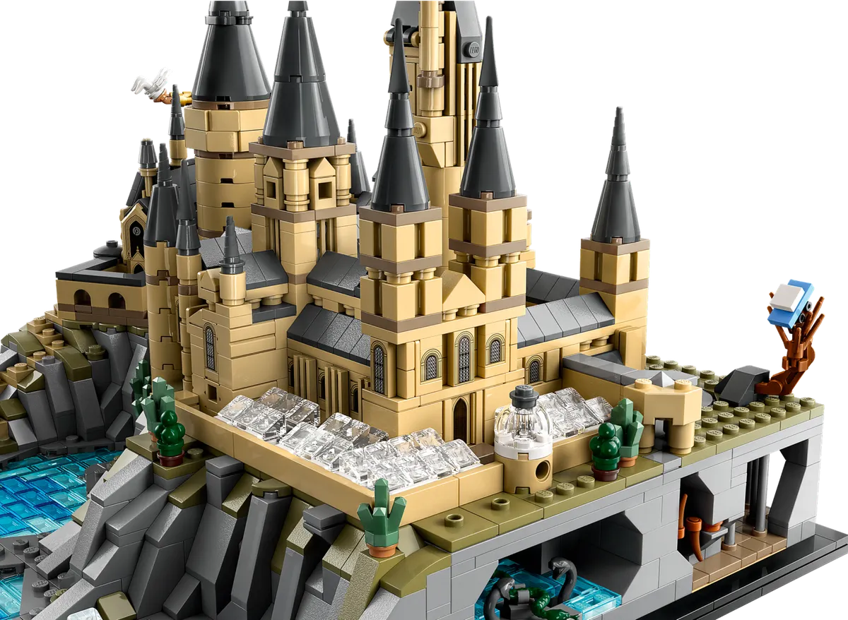 Hogwarts™ Castle and Grounds - Image 7