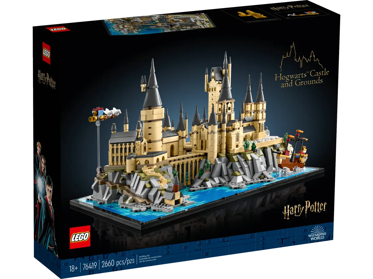 Hogwarts™ Castle and Grounds - Image 2