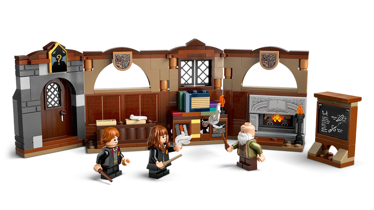 Hogwarts™ Castle: Charms Class - Image 11