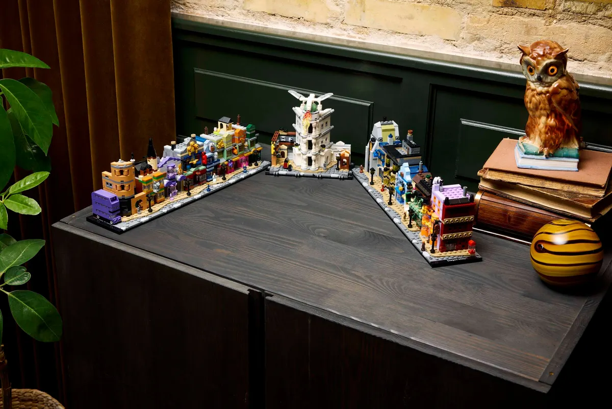 Diagon Alley™ Wizarding Shops - Image 11