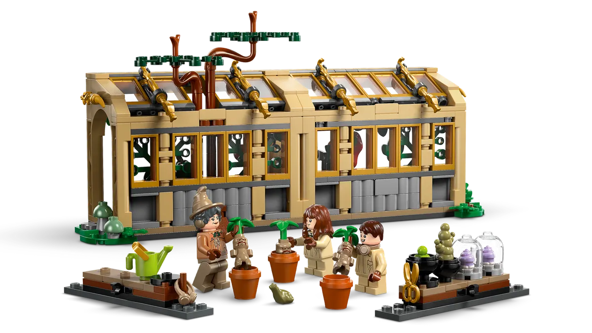 Hogwarts™ Castle: Herbology Class - Image 10