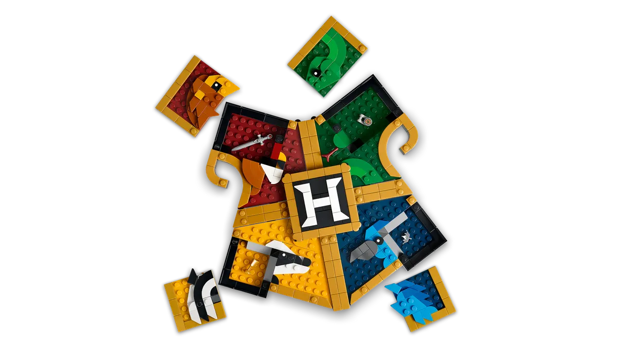 Hogwarts™ House Crest - Image 7
