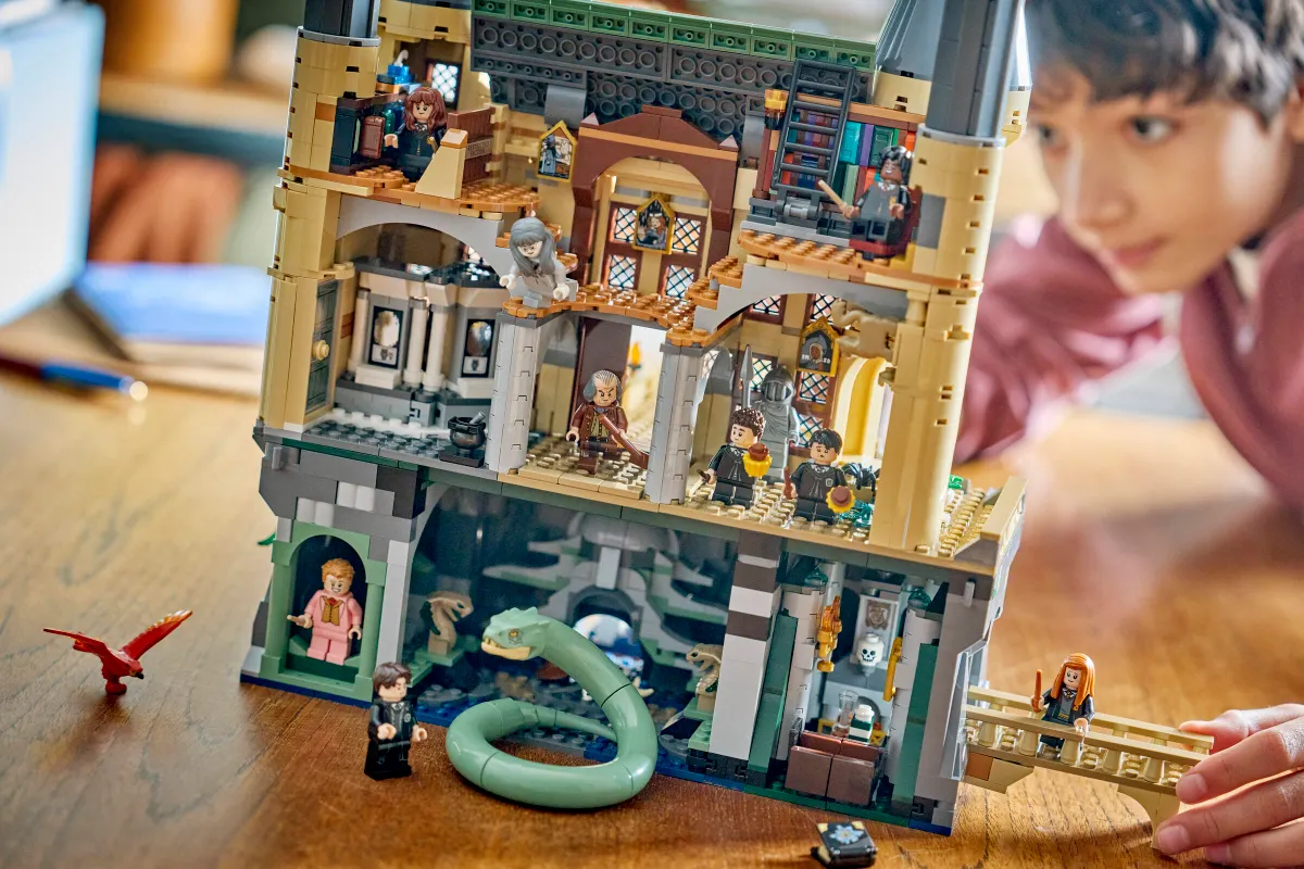 Hogwarts™ Castle: East Wing - Image 11