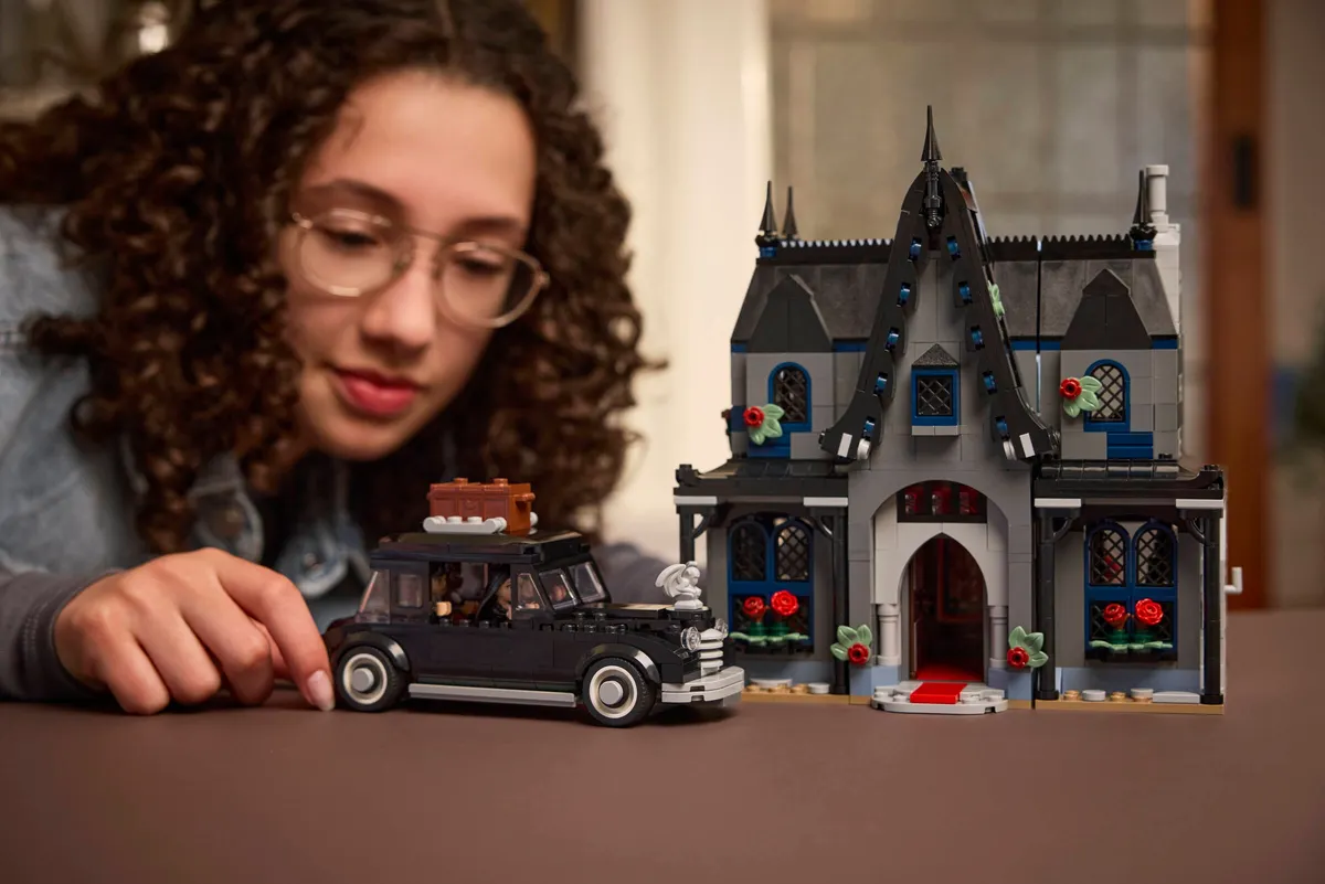 Morticia's Cottage - Image 4