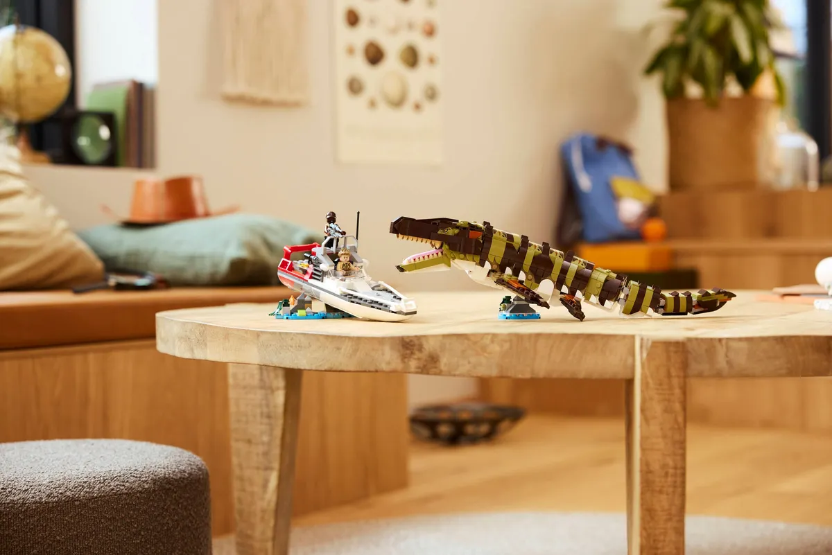 Brick-Built Mosasaurus Boat Mission - Image 4