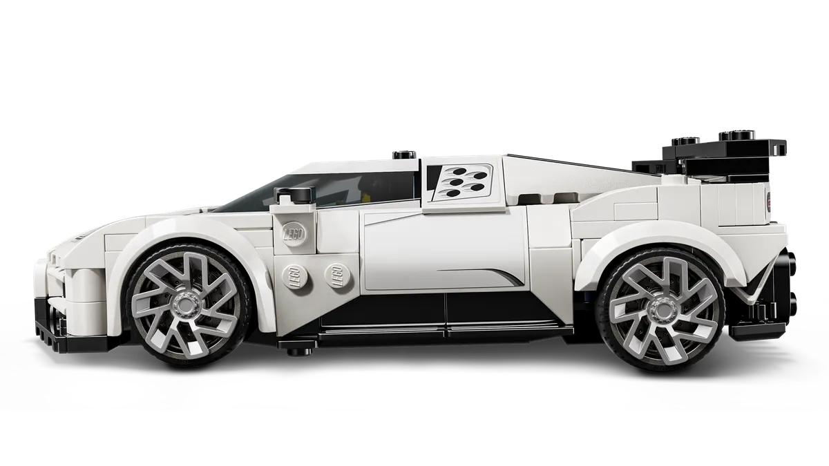 Bugatti Centodieci Hyper Sports Car - Image 9