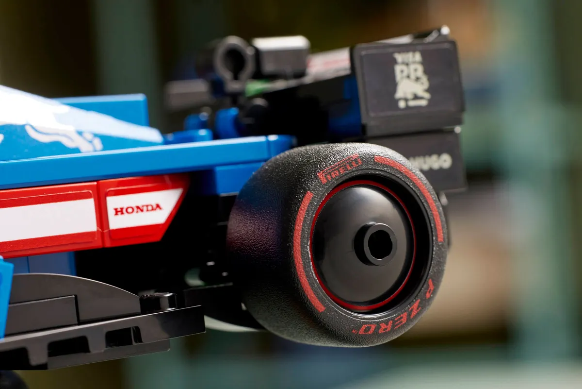 Visa Cash App RB VCARB 01 F1® Race Car - Image 3