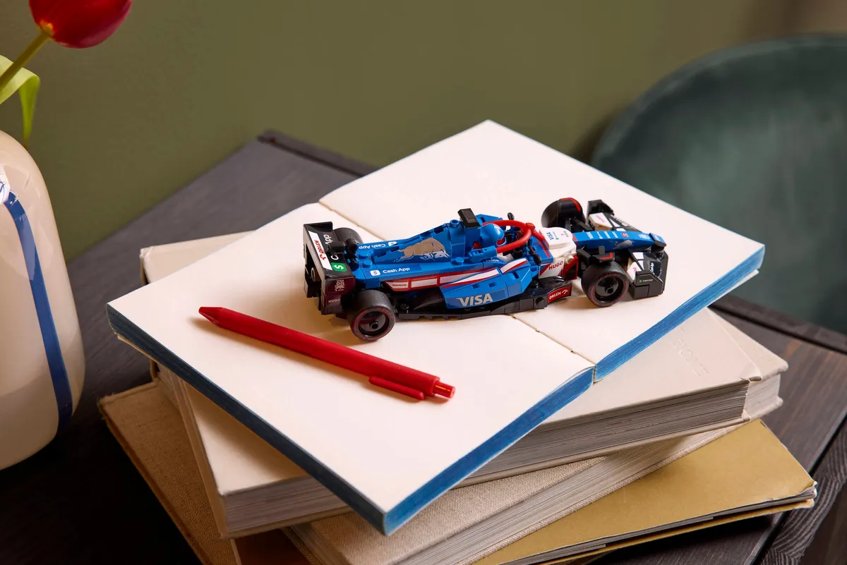 Visa Cash App RB VCARB 01 F1® Race Car - Image 6